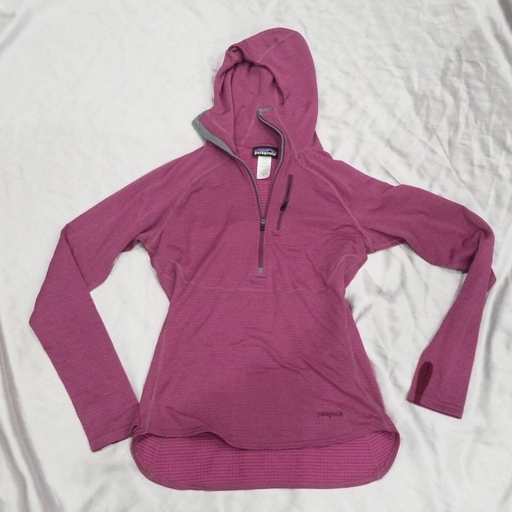 Patagonia medium quarter ziphoodie